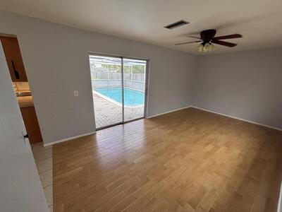 11421 NW 39th Place, Sunrise, FL 33323