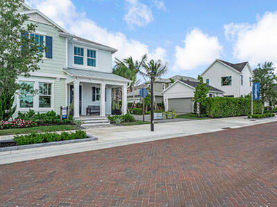 925 SW Prairie Avenue, Palm City, FL 34990