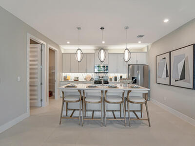 925 SW Prairie Avenue, Palm City, FL 34990