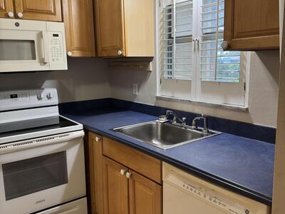 9911 Sandalfoot Boulevard, Boca Raton, FL 33428