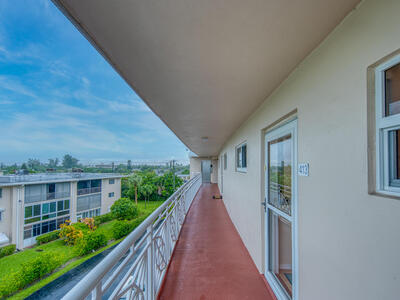 2728 N Garden Drive, Lake Worth Beach, FL 33461