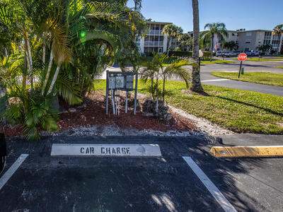 2728 N Garden Drive, Lake Worth Beach, FL 33461