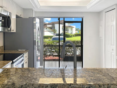 3351 Twin Lakes Terrace, Fort Pierce, FL 34951