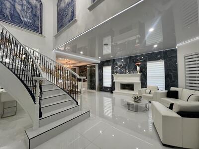 377 Squire Drive, Wellington, FL 33414