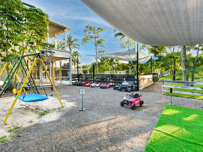 377 Squire Drive, Wellington, FL 33414