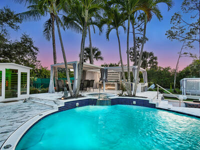 377 Squire Drive, Wellington, FL 33414