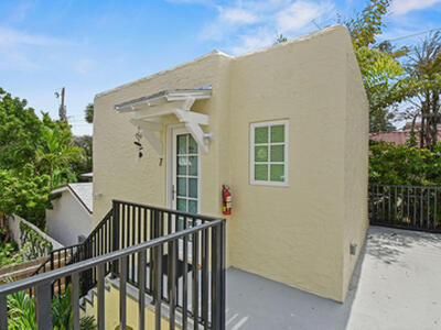 212 Oleander Avenue, Palm Beach, FL 33480