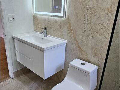 801 NW 47th Avenue, Miami, FL 33126