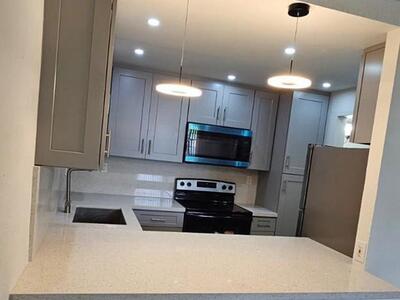 801 NW 47th Avenue, Miami, FL 33126