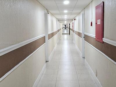 801 NW 47th Avenue, Miami, FL 33126