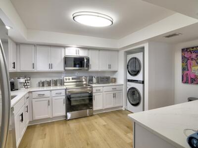 3040 Lake Shore Drive, Riviera Beach, FL 33404