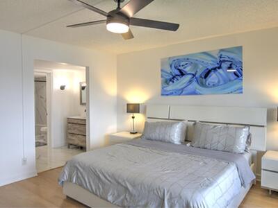 3040 Lake Shore Drive, Riviera Beach, FL 33404