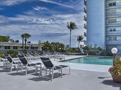 3040 Lake Shore Drive, Riviera Beach, FL 33404