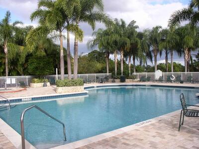 154 SW Peacock Boulevard, Port Saint Lucie, FL 34986