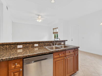 518 N Federal Highway, Lake Worth Beach, FL 33460