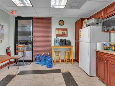 5730 Corporate Way, West Palm Beach, FL 33407