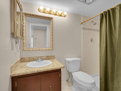 2340 SW 22nd Avenue, Delray Beach, FL 33445