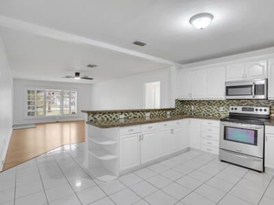 631 Bailey Street, Boca Raton, FL 33487