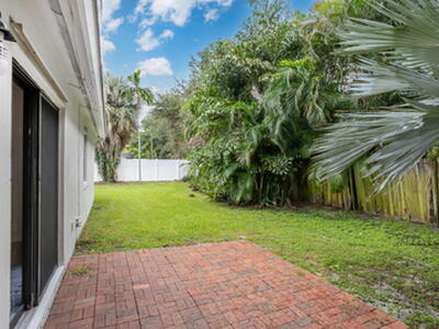 631 Bailey Street, Boca Raton, FL 33487