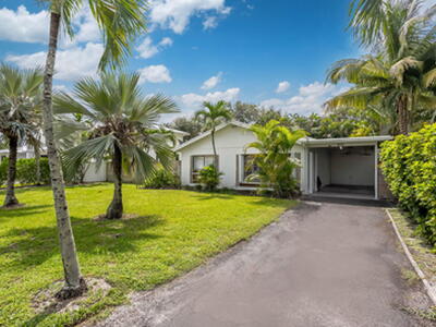 631 Bailey Street, Boca Raton, FL 33487