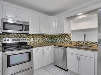 631 Bailey Street, Boca Raton, FL 33487