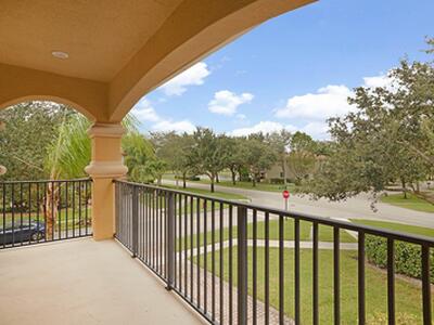 748 Cresta Circle, West Palm Beach, FL 33413