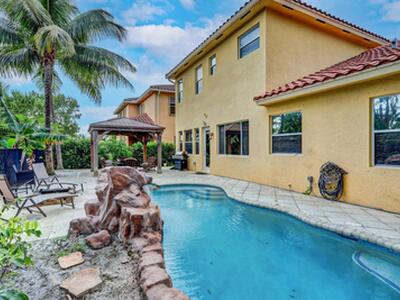 748 Cresta Circle, West Palm Beach, FL 33413