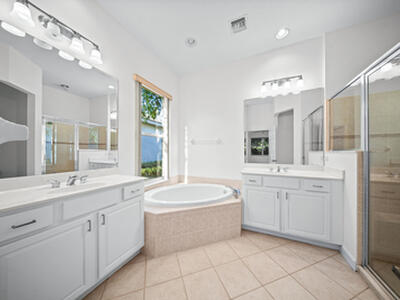 7668 Greenbrier Circle, Port Saint Lucie, FL 34986