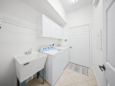 7668 Greenbrier Circle, Port Saint Lucie, FL 34986