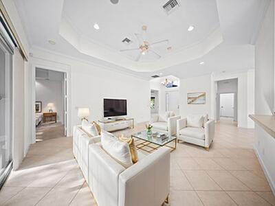 7668 Greenbrier Circle, Port Saint Lucie, FL 34986