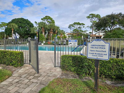 900 Greensward Lane, Delray Beach, FL 33445