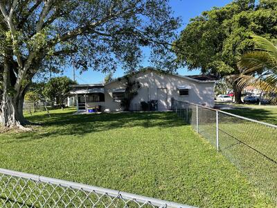 9044 SW 1st Drive, Boca Raton, FL 33428