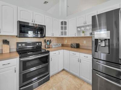 5464 NW Milner Drive, Port Saint Lucie, FL 34983