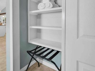 5464 NW Milner Drive, Port Saint Lucie, FL 34983