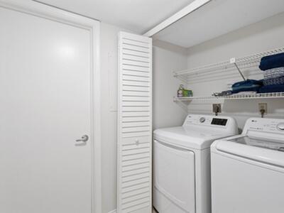 700 Uno Lago Drive, Juno Beach, FL 33408