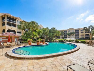 700 Uno Lago Drive, Juno Beach, FL 33408