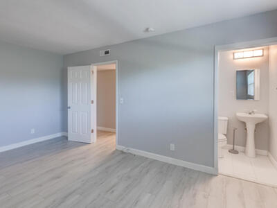 2591 NE 55th Court, Fort Lauderdale, FL 33308