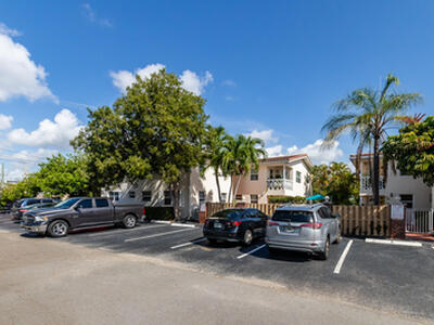 2591 NE 55th Court, Fort Lauderdale, FL 33308