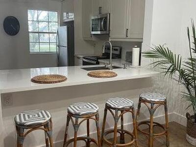 6600 Via Regina, Boca Raton, FL 33433