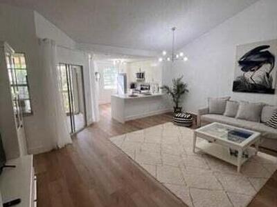 6600 Via Regina, Boca Raton, FL 33433