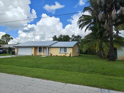 253 SE Verada Avenue, Port Saint Lucie, FL 34983