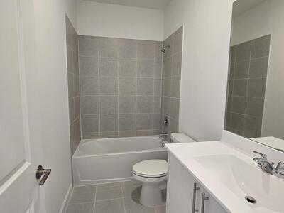 140 SE 10th Court, Florida City, FL 33034