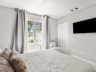 750 24th Street SW, Vero Beach, FL 32962