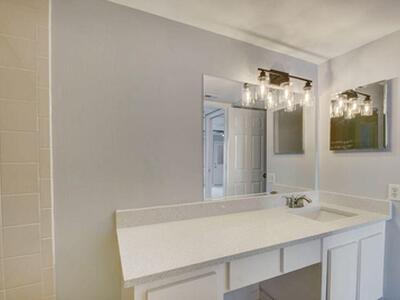 612 Executive Center Drive, West Palm Beach, FL 33401