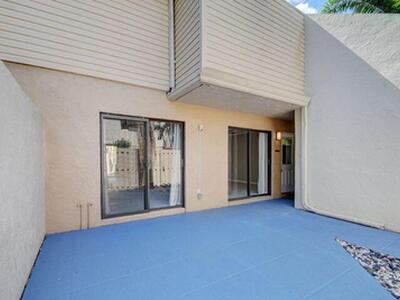 612 Executive Center Drive, West Palm Beach, FL 33401