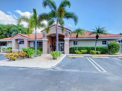 612 Executive Center Drive, West Palm Beach, FL 33401