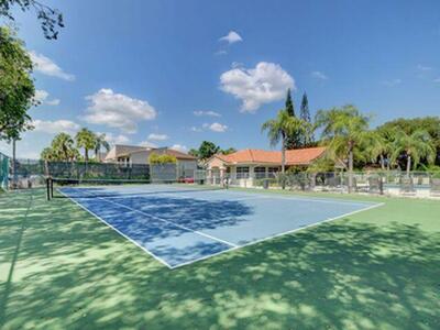 612 Executive Center Drive, West Palm Beach, FL 33401