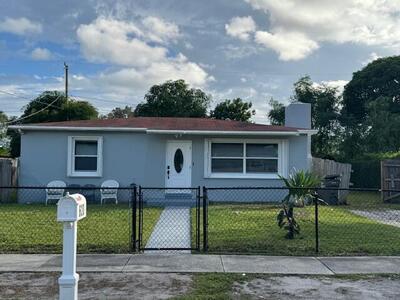 620 Putter Place, West Palm Beach, FL 33409