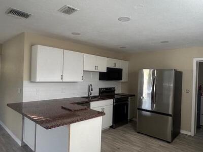 620 Putter Place, West Palm Beach, FL 33409