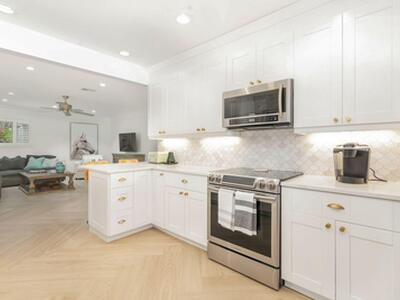 7813 Pine Tree Lane, West Palm Beach, FL 33406